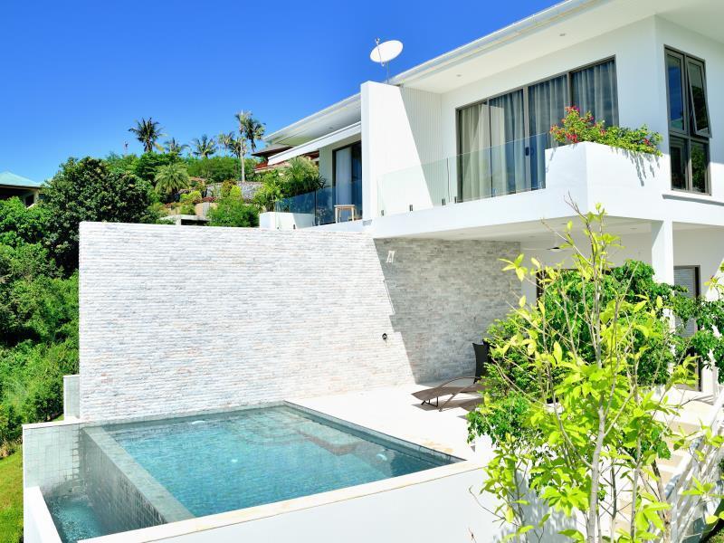 Romance 4 Bedroom Pool